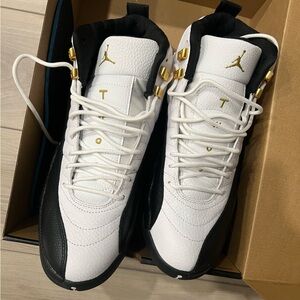 Air Jordan 12 Royalty